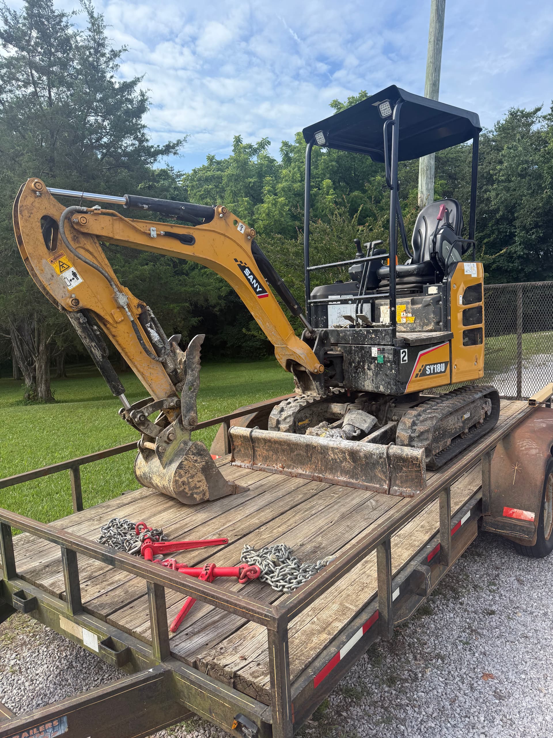 Gallery photos for Shed, Fence, or Deck Demo Done Right - We Handle It All: Image #1